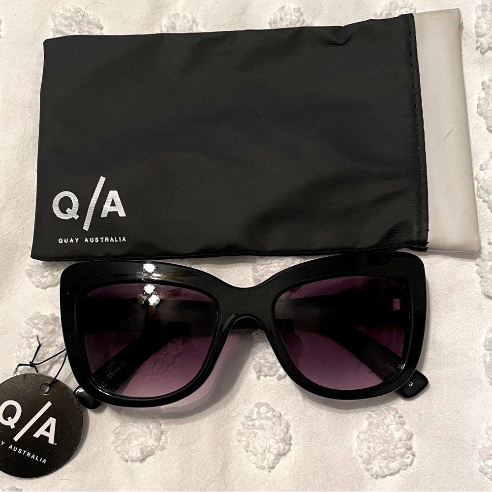 Quay cat eye black sunglasses